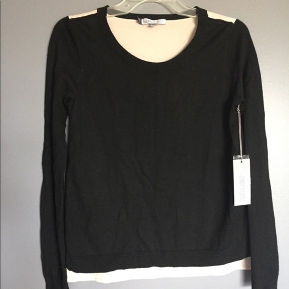 NWT Jennifer Lopez Sweater Black/Cream Top XS - Picture 1 of 7